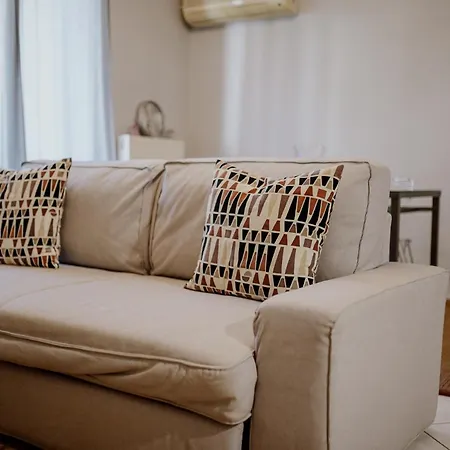Cozy & Relaxing Apartments-agia Paraskevi Apartment